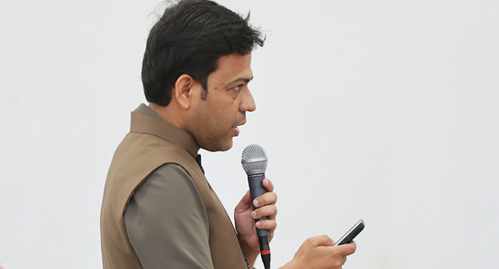 आफ्नै सरकारप्रति असन्तुष्ट रास्वपाका सहमहामन्त्री आचार्य, भने- सांसद बोल्छन्, सरकार सुन्दैन
